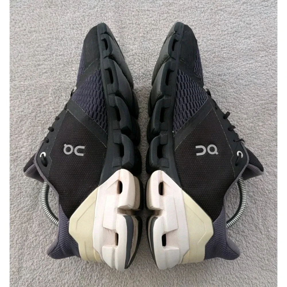 On Cloudflyer 4 Black White Athletic Running Walking Shoes Sneakers Men Size 9.5